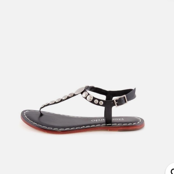 Bernardo Black T Strap Studded Leather sandal - Picture 4 of 13